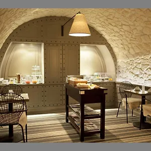 Hotel Thérèse, Paris