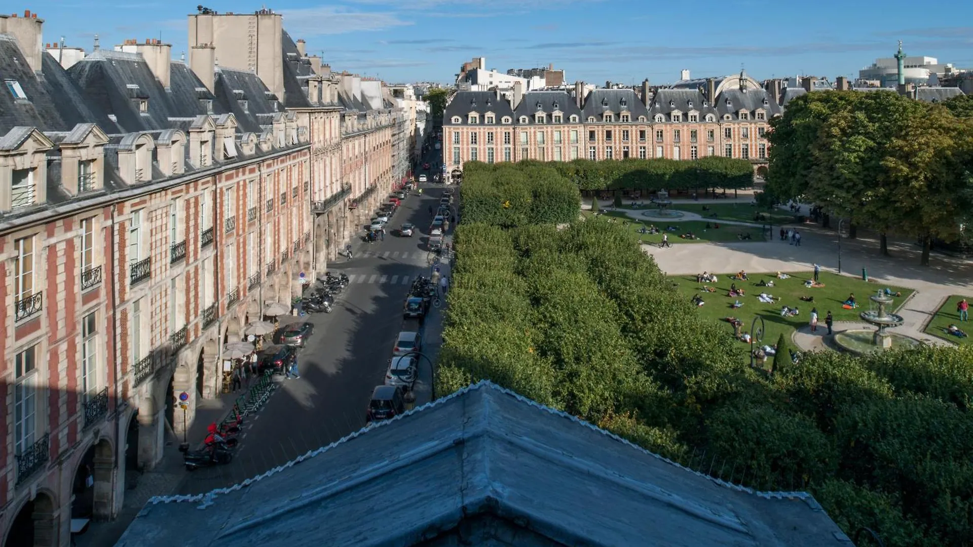 *****  Hotel Cour des Vosges à Paris France